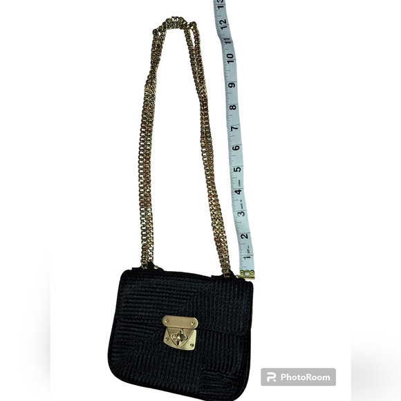 Talbots Black Purse with Gold Chain shoulder bag or crossbody 5" × 5 - Picture 5 of 10